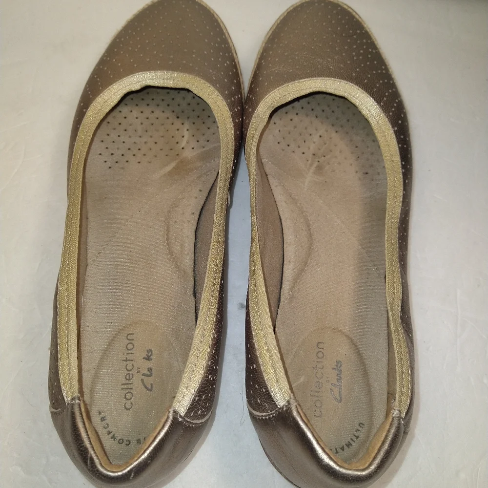 Clarks Serena Kellyn Metallic Gold Slip On Shoes Women's sz 8W